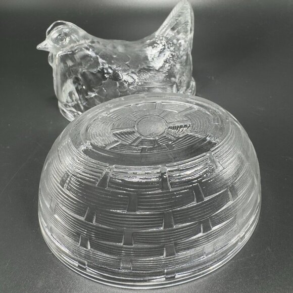 French Clear Hen On Nest Clear Glass Covered Dish Made In France Farmhouse VTG - Picture 5 of 15